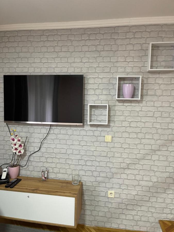 Apartment Cactus 021 Νόβι Σαντ Εξωτερικό φωτογραφία