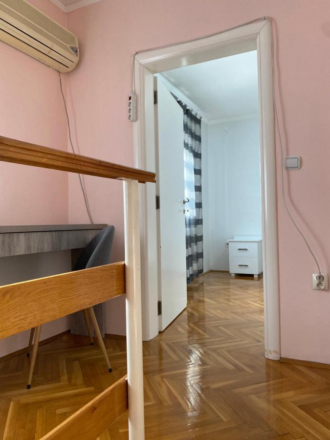 Apartment Cactus 021 Νόβι Σαντ Εξωτερικό φωτογραφία