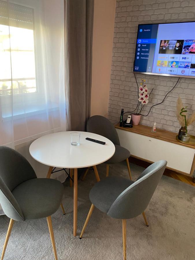 Apartment Cactus 021 Νόβι Σαντ Εξωτερικό φωτογραφία